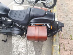 Sacoches Myleatherbikes Softail Fat bob (2)